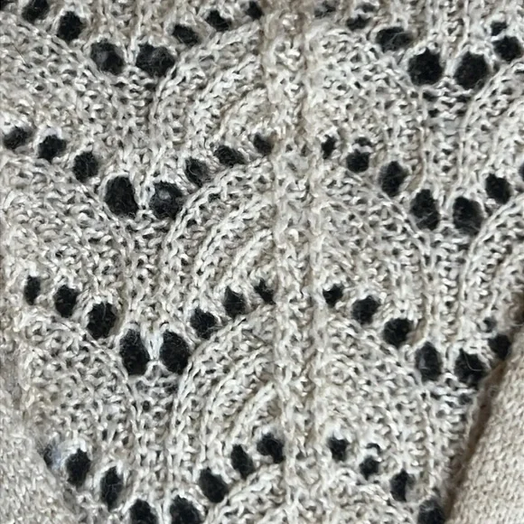 Cleo Women's Cream Cardigan Sweater sz XS - Picture 3 of 9